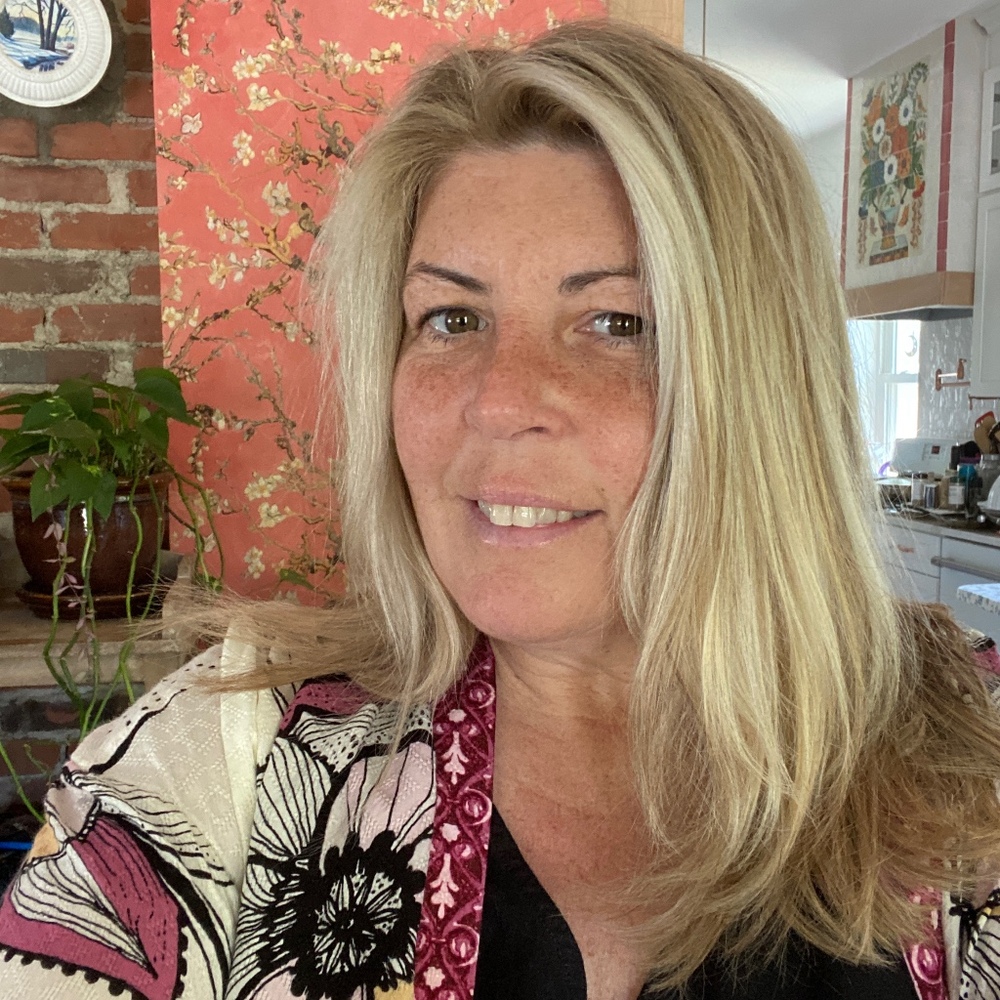 Meet your Posher, Courtney